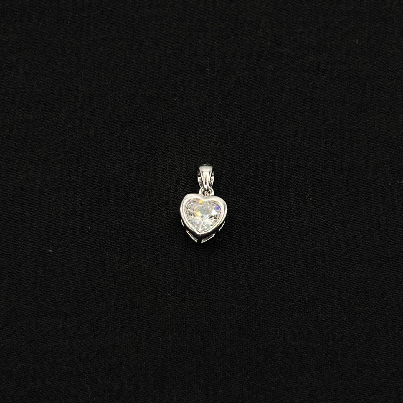 Bezel Heart Pendant