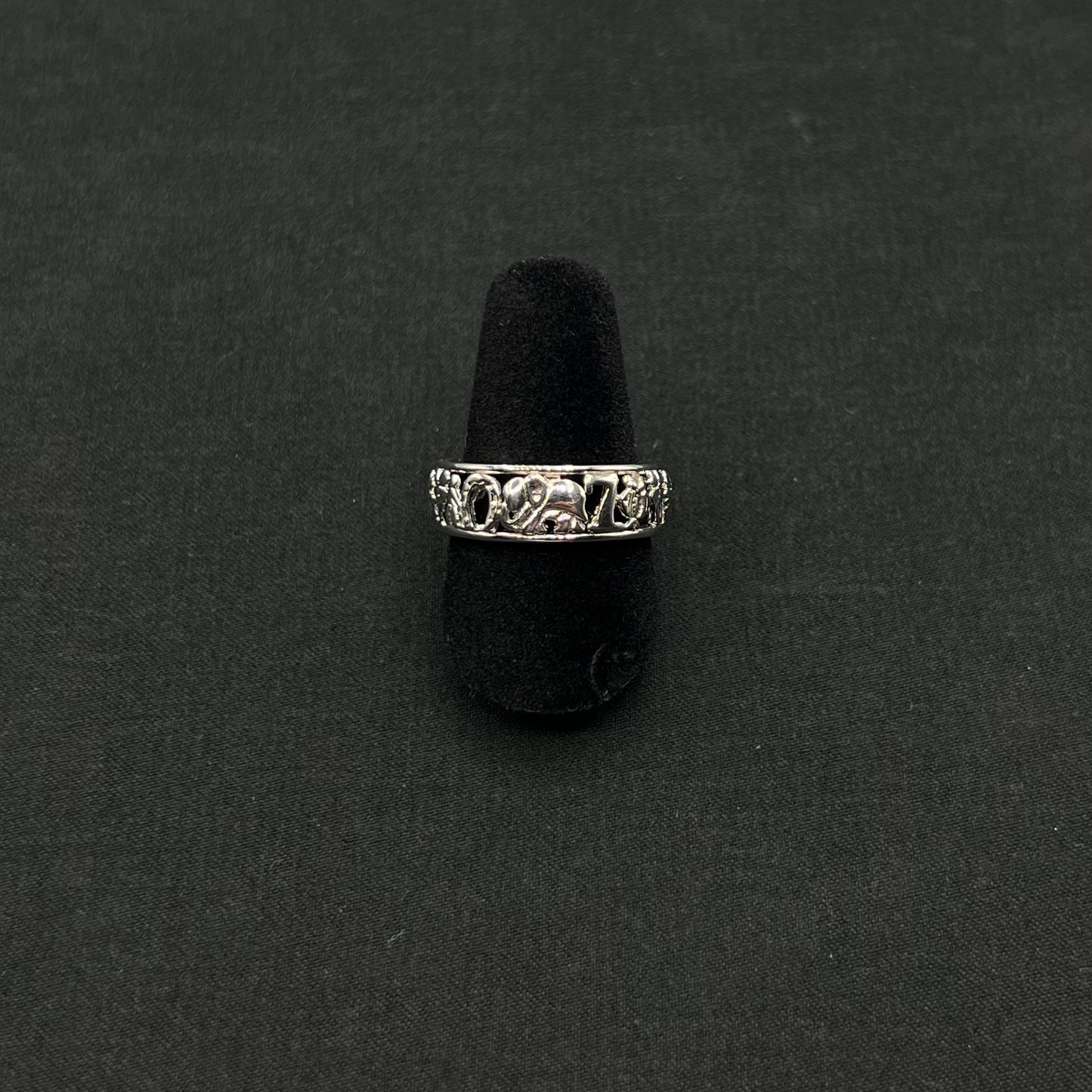 7 Amuletos Ring